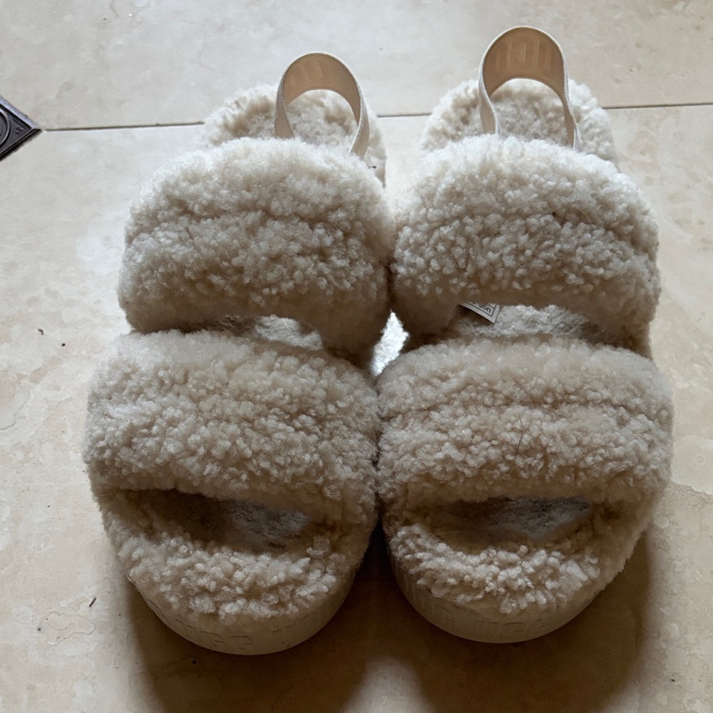 UGG Fluffy Cream Slippers